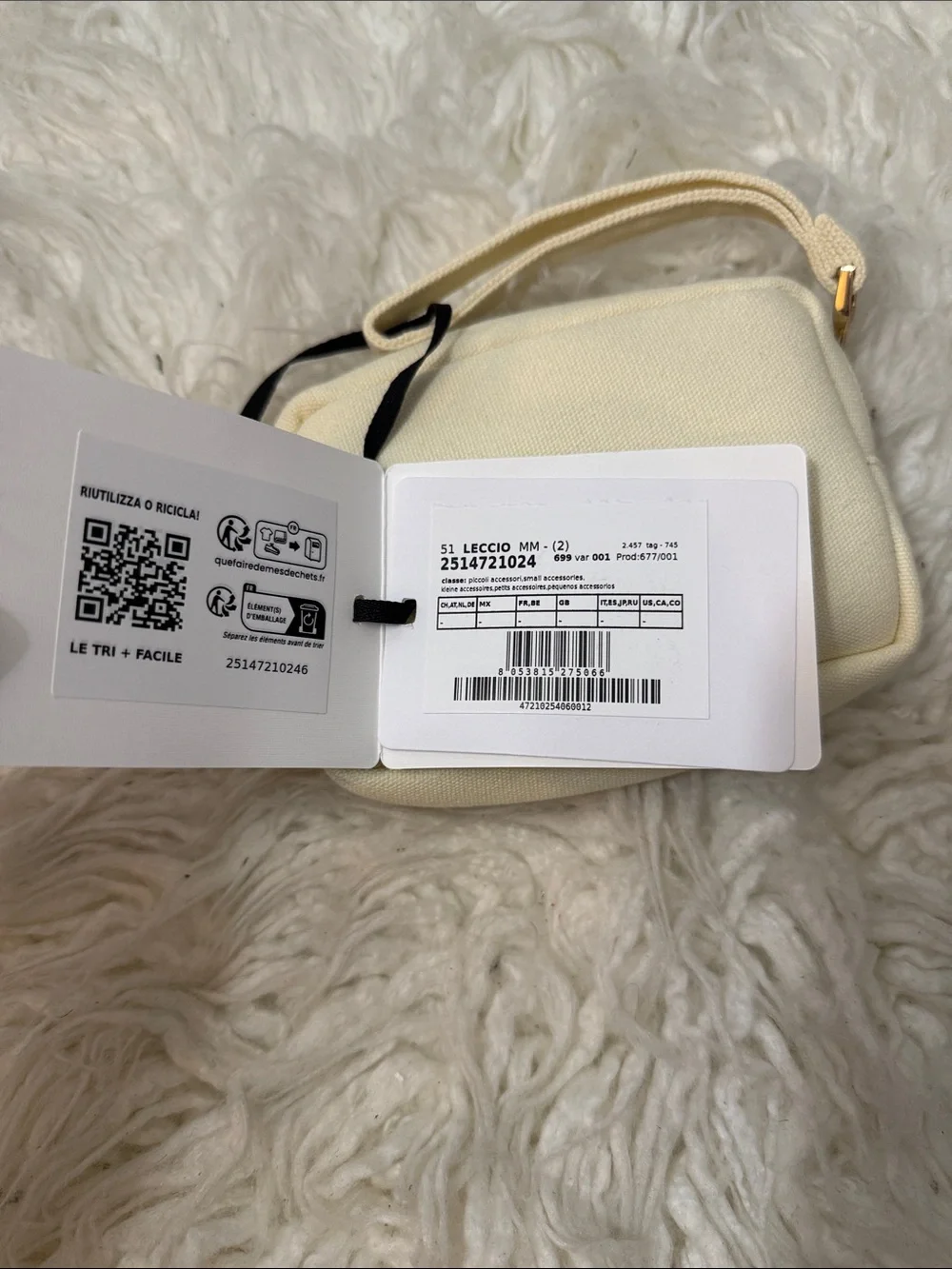 NWT Max Mara Cream Wristlet Cosmetics Bag